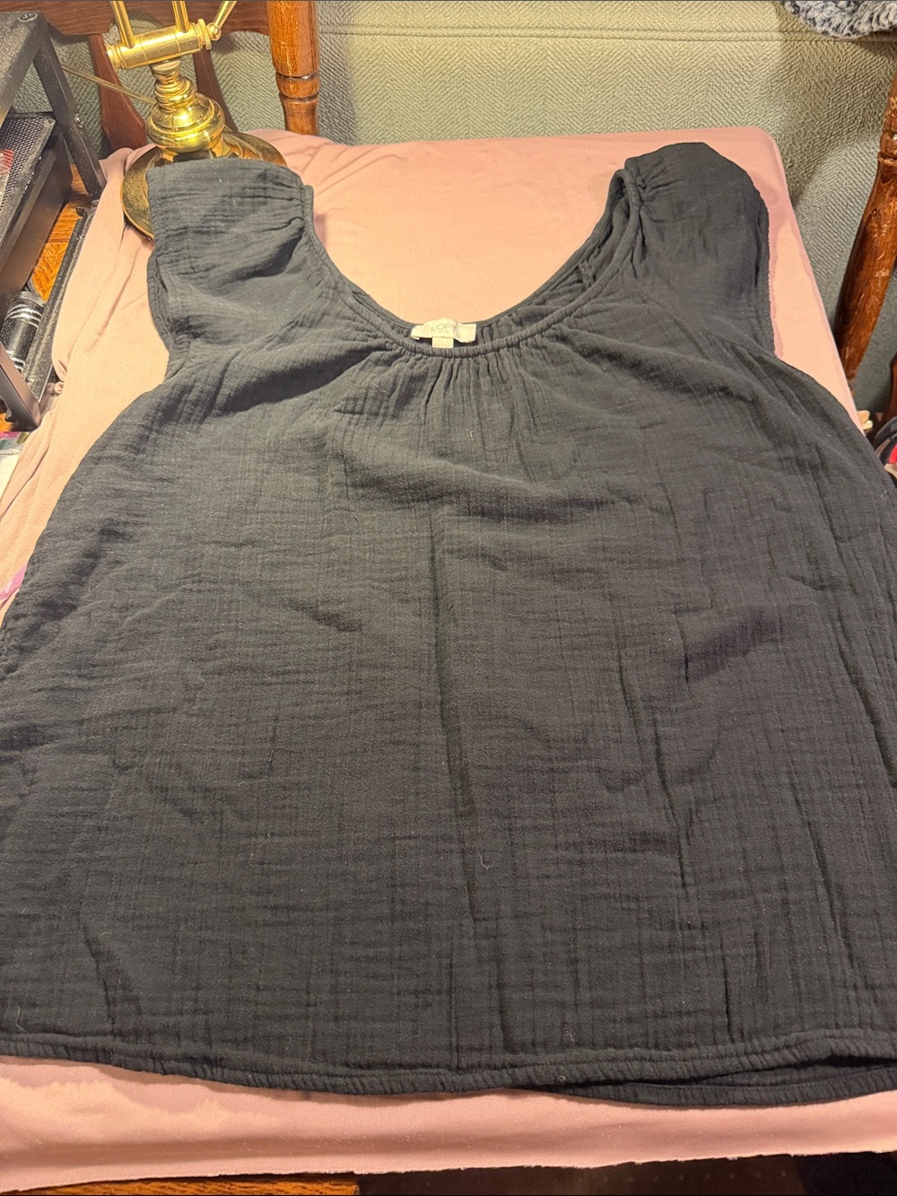 LOFT Black Textured Scoop-Neck Short Sleeve Blouse